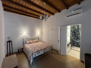 1 Schlafzimmer, Schreibtisch, Internetzugang, Bettwäsche