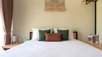 Free WiFi, bed sheets