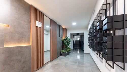 MoHost Sabina - Luxury with Balcony 