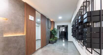 MoHost Sabina - Luxury with Balcony