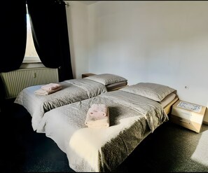 3 bedrooms, WiFi, bed sheets