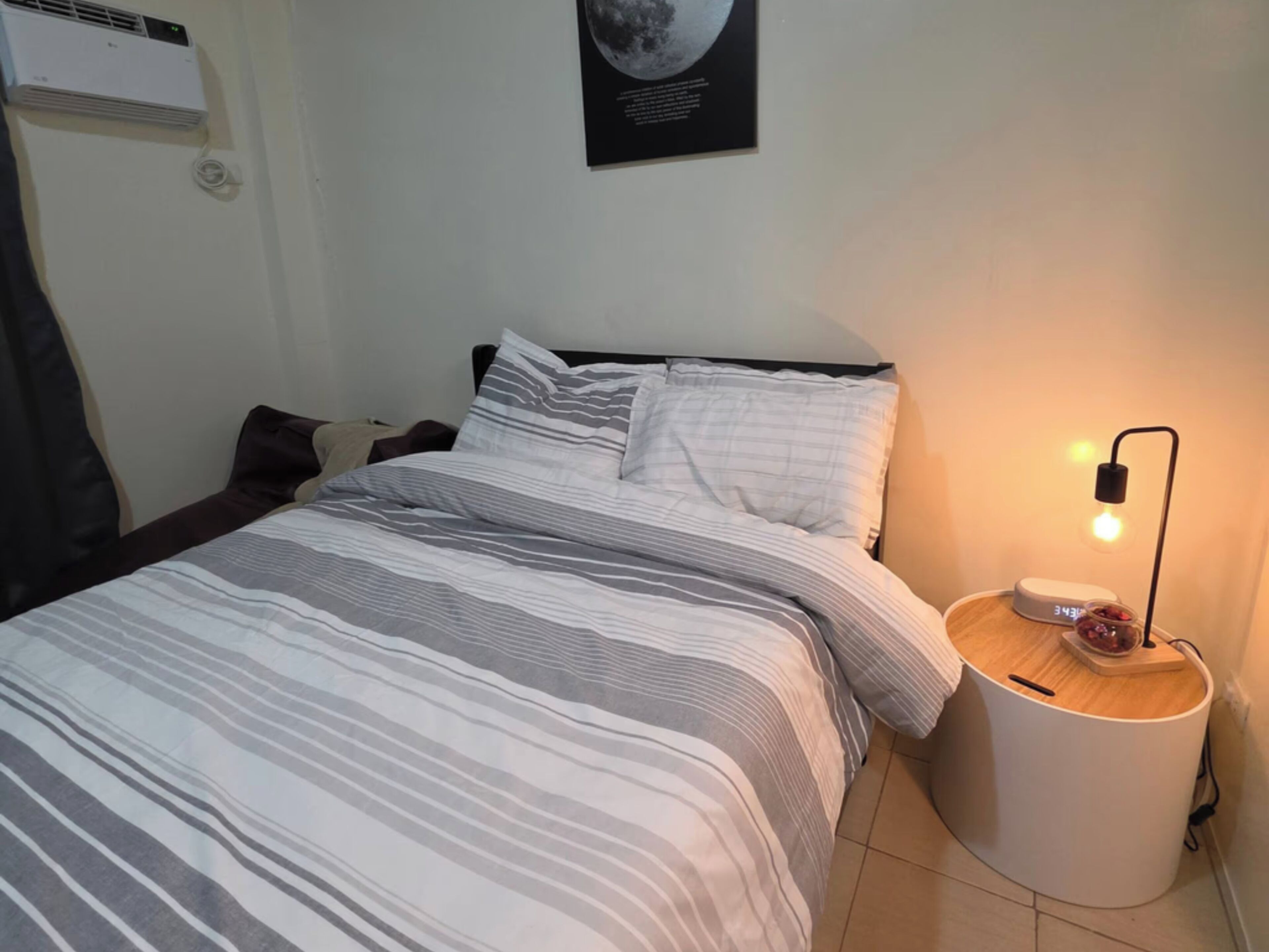 1 bedroom, iron/ironing board, Internet, bed sheets