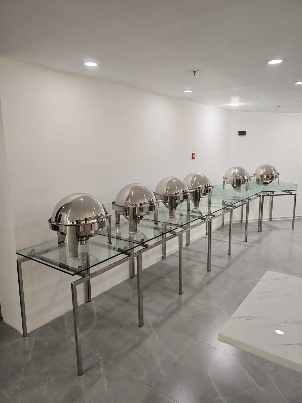 Desayuno buffet diario (AED 20 por persona)