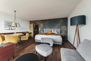 2 bedrooms, WiFi, bed sheets, wheelchair access