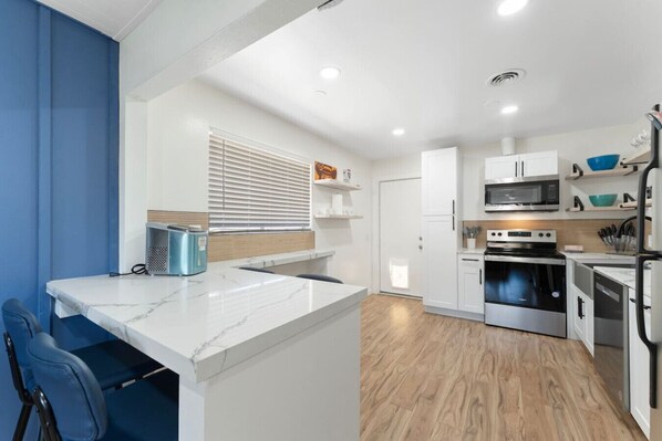 Fridge, microwave, oven, stovetop