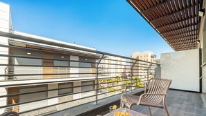 Apartment, Courtyard View | Balcony - Red Canyon Spa Bright Stay by Sea N Rent (Eilat)