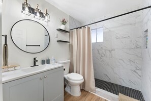 Hair dryer - Retreat @ Rose|Pool |Central PHX (Phoenix)