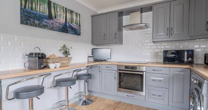 Homelands – Award-Winning Luxury Cottage in the Heart of the New Forest