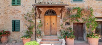 Casa Vacances Podere Settefrati, piscine et jacuzzi privatifs