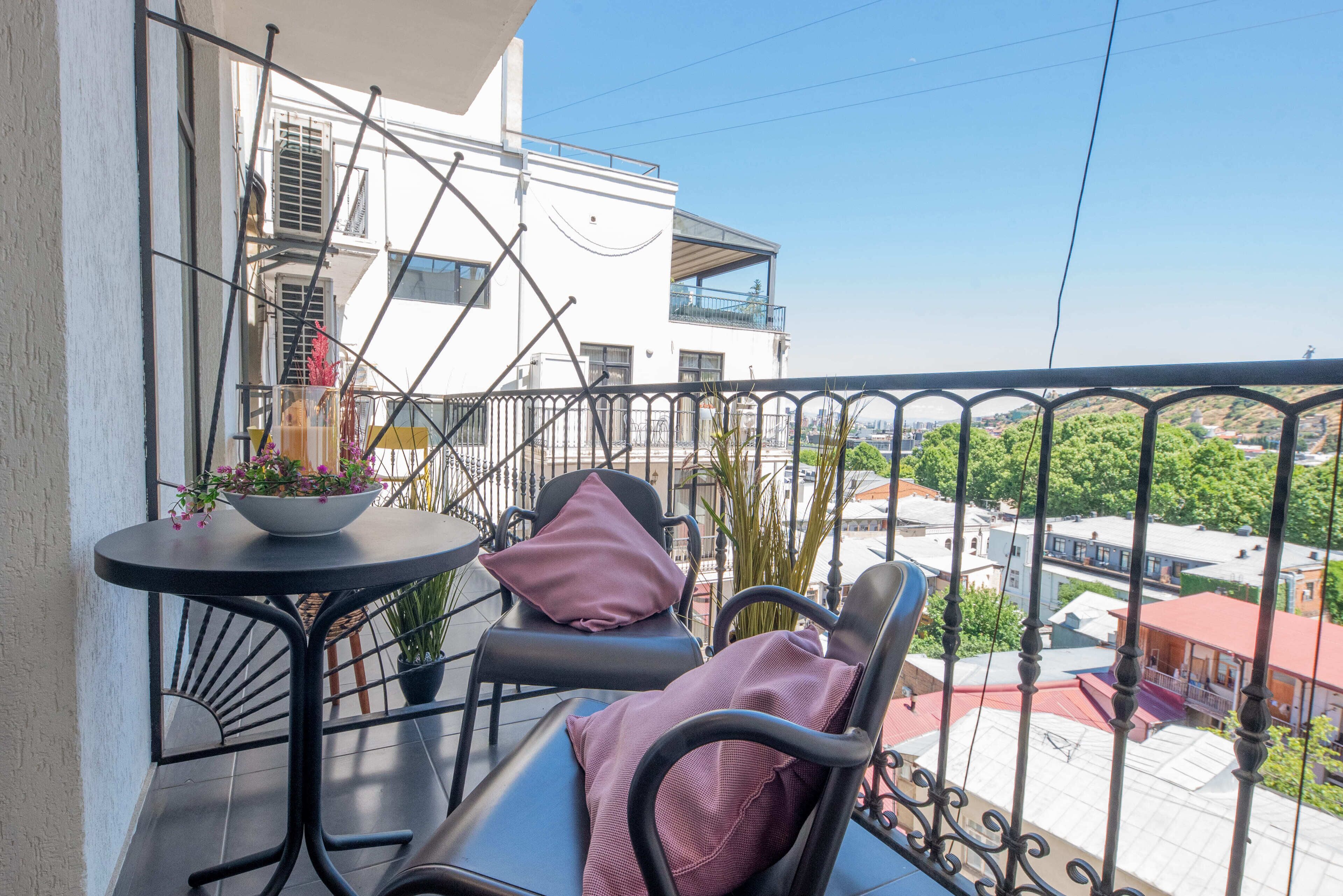 Studio, Courtyard View | Balcony