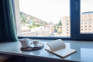 Apartment, 1 Bedroom, City View | Private kitchen | Fridge, microwave, stovetop, cookware/dishes/utensils - HB Elementa Hotel (Tbilisi)