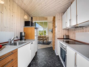 Fridge, microwave, dishwasher, cookware/dishes/utensils