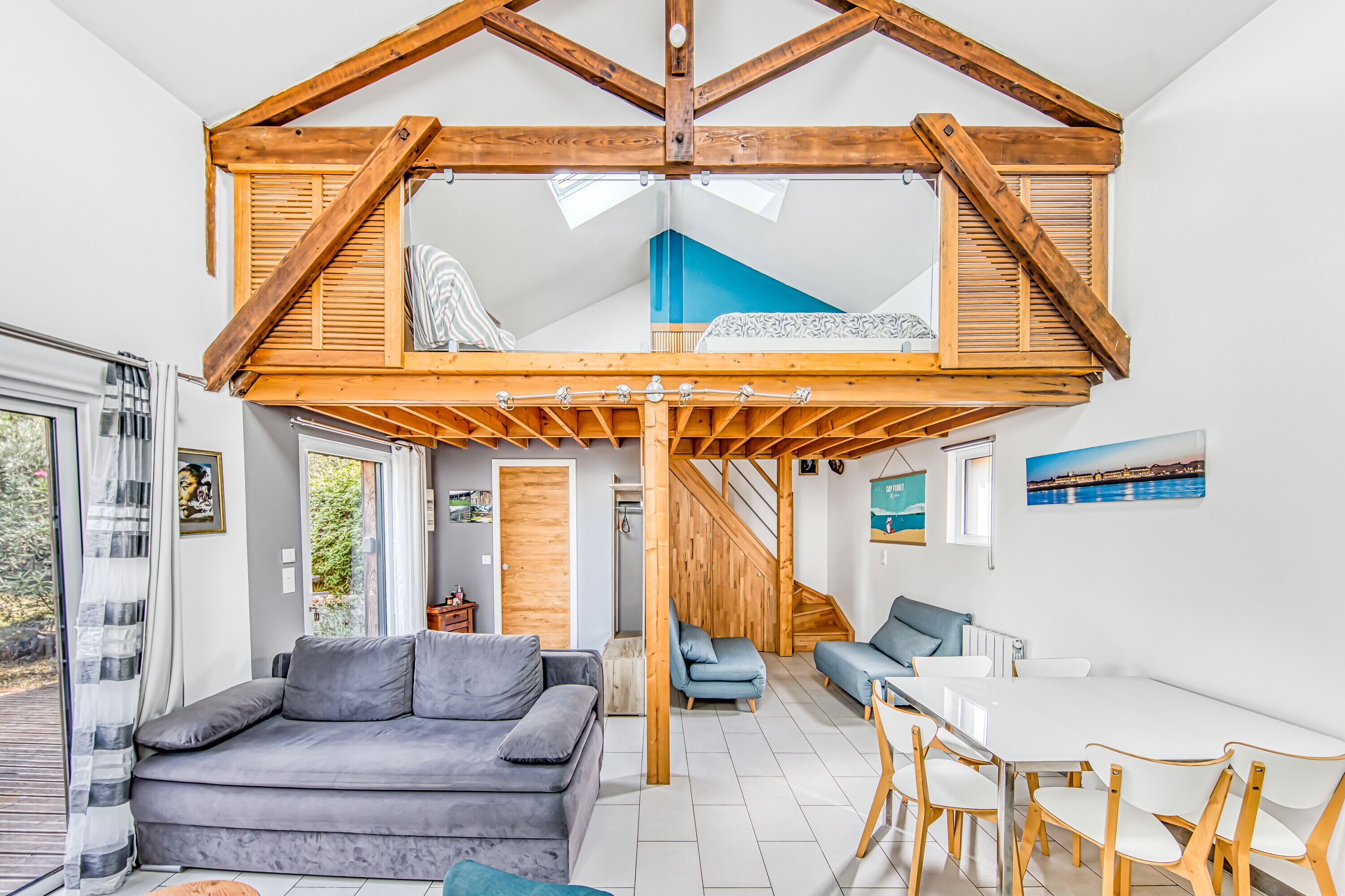 Télévision, table de tennis de table