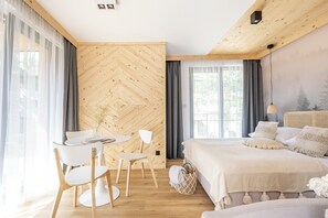 Junior Apartment, Balcony