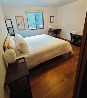 3 bedrooms, iron/ironing board, free WiFi