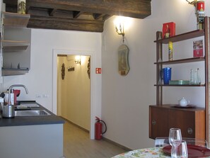 Apartment | 2 bedrooms - Banchi Prestige - Castel Sant Angelo (Rome)