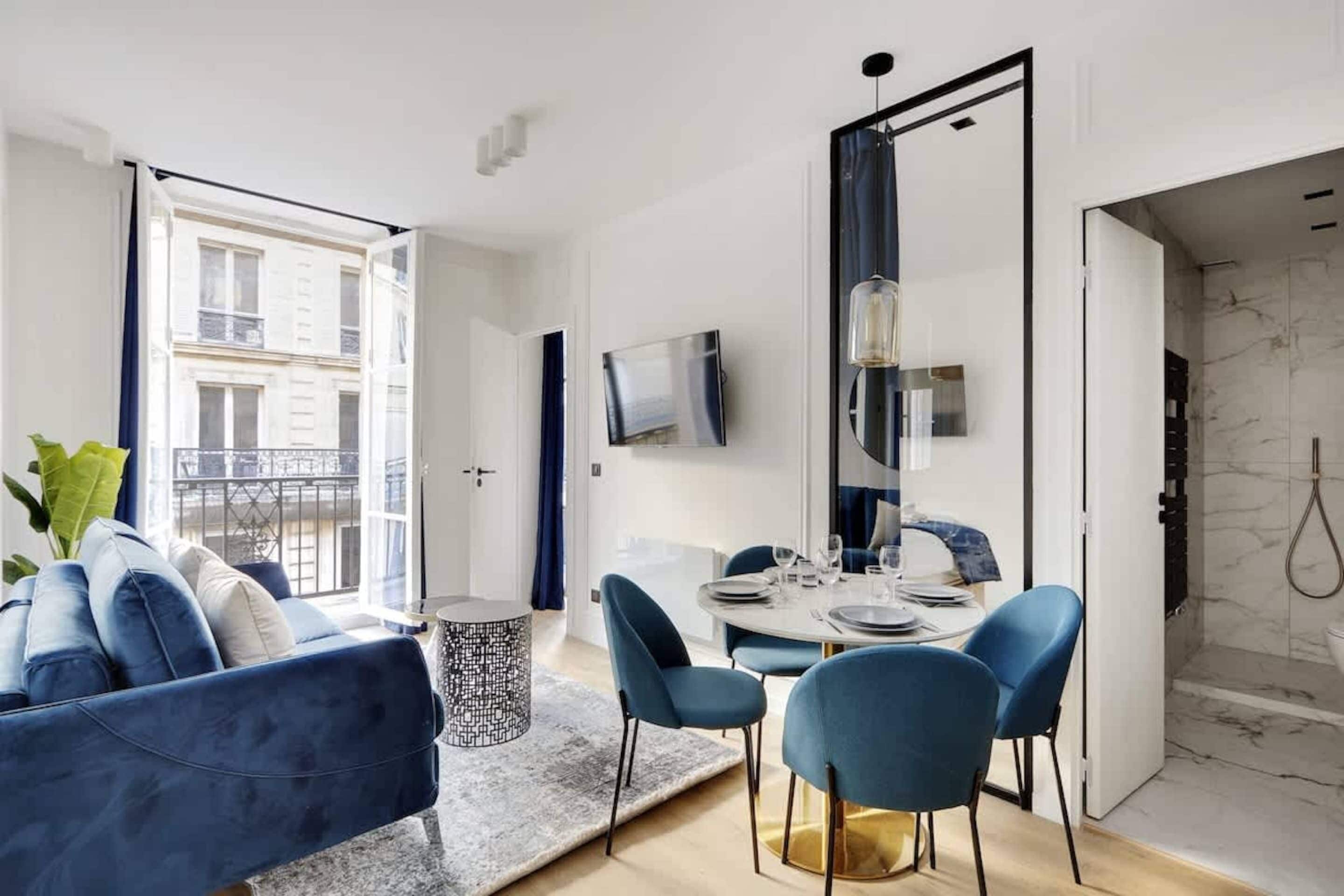 Apartment | Living area