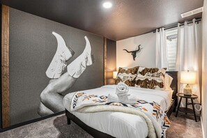 5 bedrooms, iron/ironing board, free WiFi, bed sheets