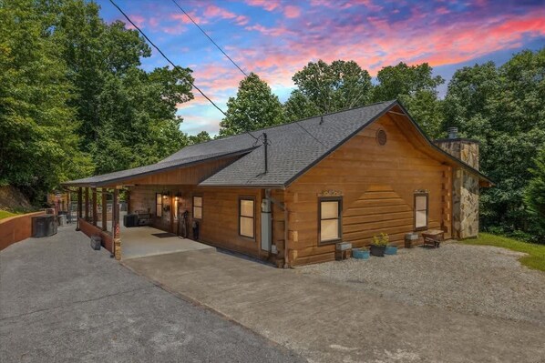 Unclassified image, 1 of 51, button