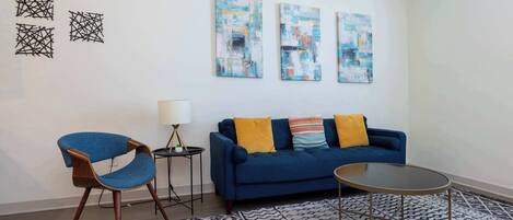 Téléviseur, bureau