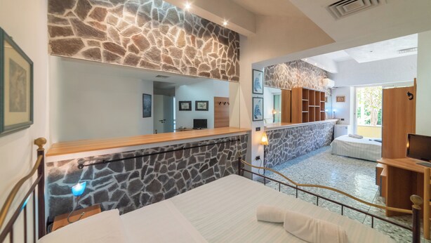 Unclassified image, 1 of 28, button - Hotel Pietra Verde (Otranto)