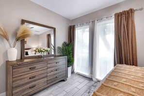 4 chambres, bureau, fer et planche à repasser, Wi-Fi gratuit