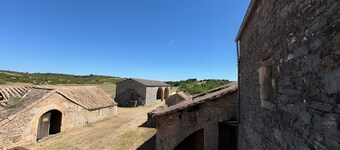 Domaine Labro mit außergewöhnlichem Blick auf den Cirque du Levancou