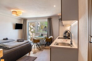 8 chambres, Wi-Fi, draps fournis
