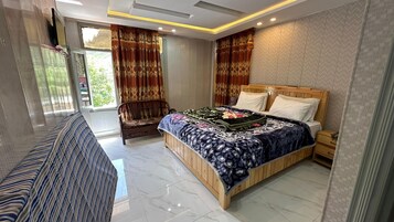 Double Room | Free WiFi
