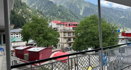 Himaliya Inn Hotel & Restaurant