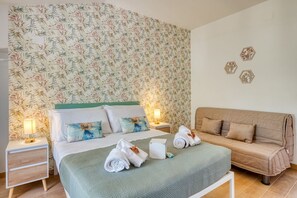 3 bedrooms, iron/ironing board