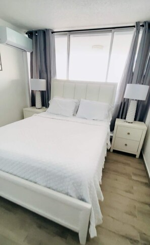 Iron/ironing board, free WiFi, bed sheets