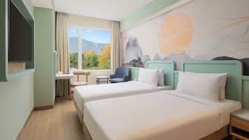 Skrivebord, skrivebord for bærbar PC og wi-fi (inkludert)