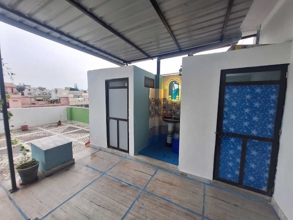 Kamar Deluks | Kamar mandi