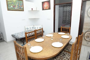 Premium Villa | In-room dining