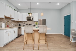 Microwave, oven, stovetop, dishwasher