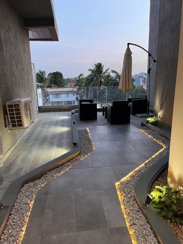 Property grounds - Top Spot Cocody - Private terrace and minibar - Unique decor (Abidjan)