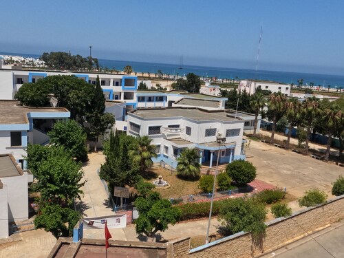 Spacious apartment with sea view