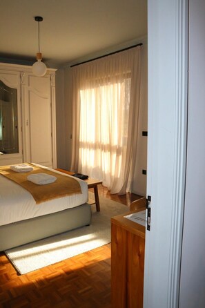 5 chambres, Wi-Fi, draps fournis