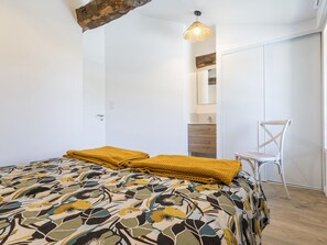 4 Schlafzimmer, kostenloses WLAN, Bettwäsche