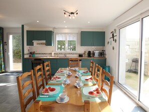 Dining - House in Ravenoville, near beach, pets allowed (Sainte-Mère-Église)