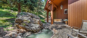 Stunning views of Payette Lake and Surrounding Mountains