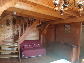 Interior - Authentic chalet in nature near Super Besse (Besse-et-Saint-Anastaise)
