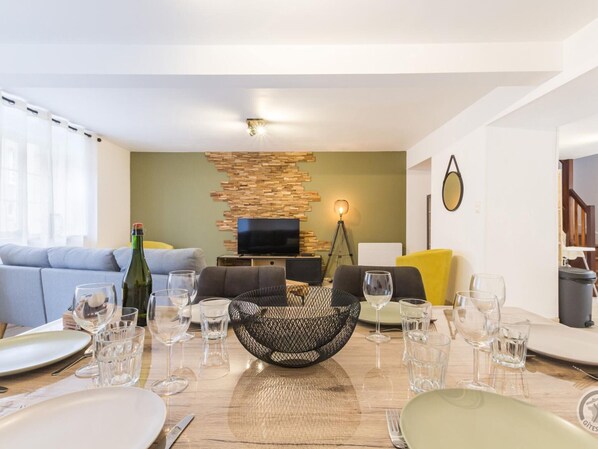 Interior - Comfortable townhouse in Carentan for a family stay (Carentan les Marais)