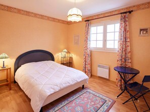 5 chambres, accès au Wi-Fi (inclus)