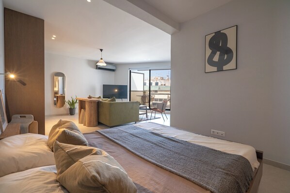 1 bedroom, iron/ironing board, WiFi, bed sheets