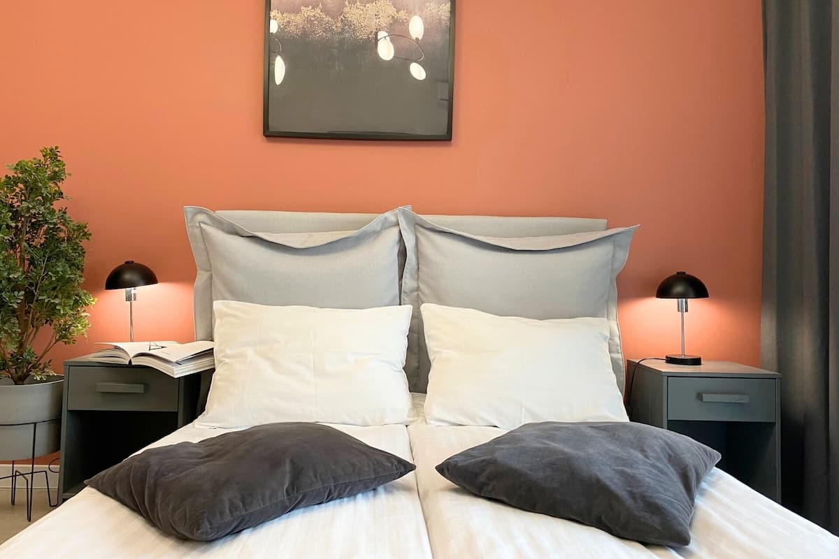 Standard Apartment, Balcony | Soundproofing, iron/ironing board, free WiFi