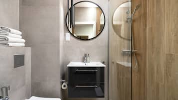 Superior appartement, balkon | Badkamer | Een bidet
