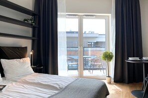 Economy Apartment, Balcony