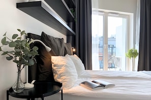 Economy Apartment, Balcony | Soundproofing, iron/ironing board, free WiFi